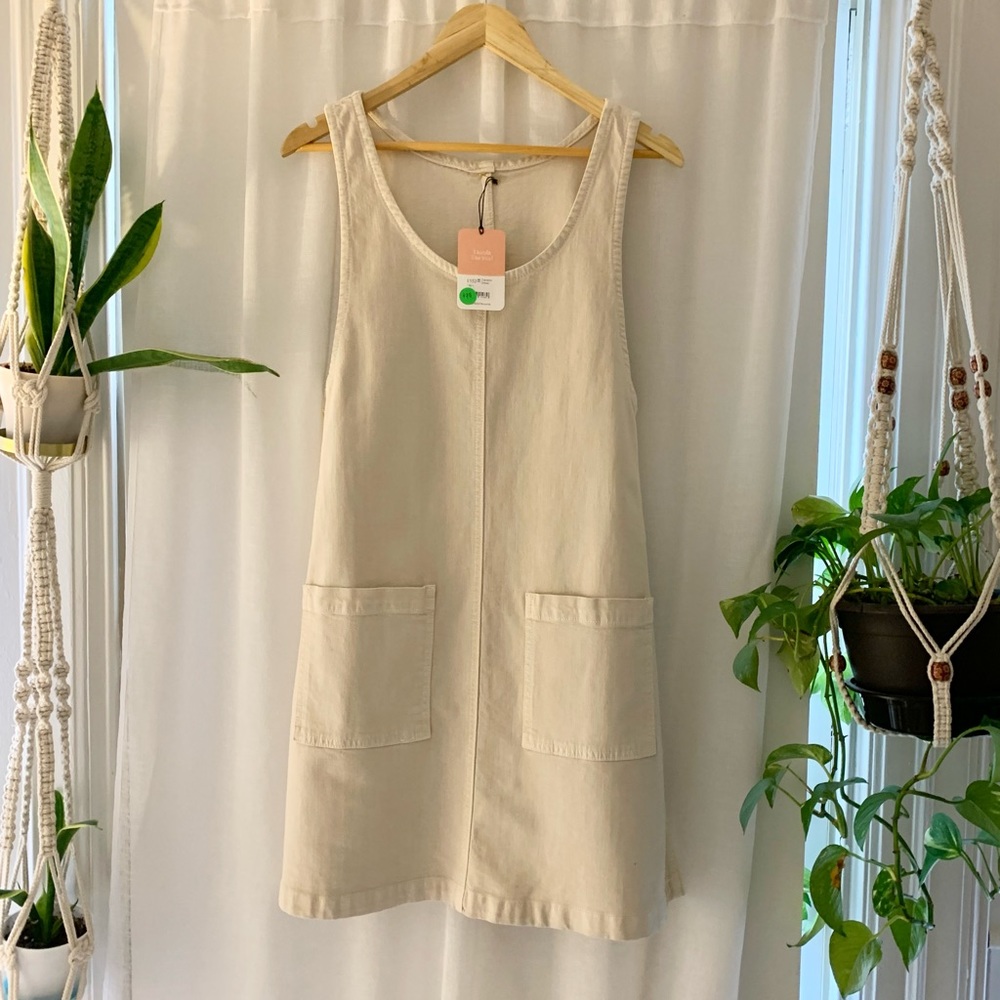 Sweetest apron pocket mini dress